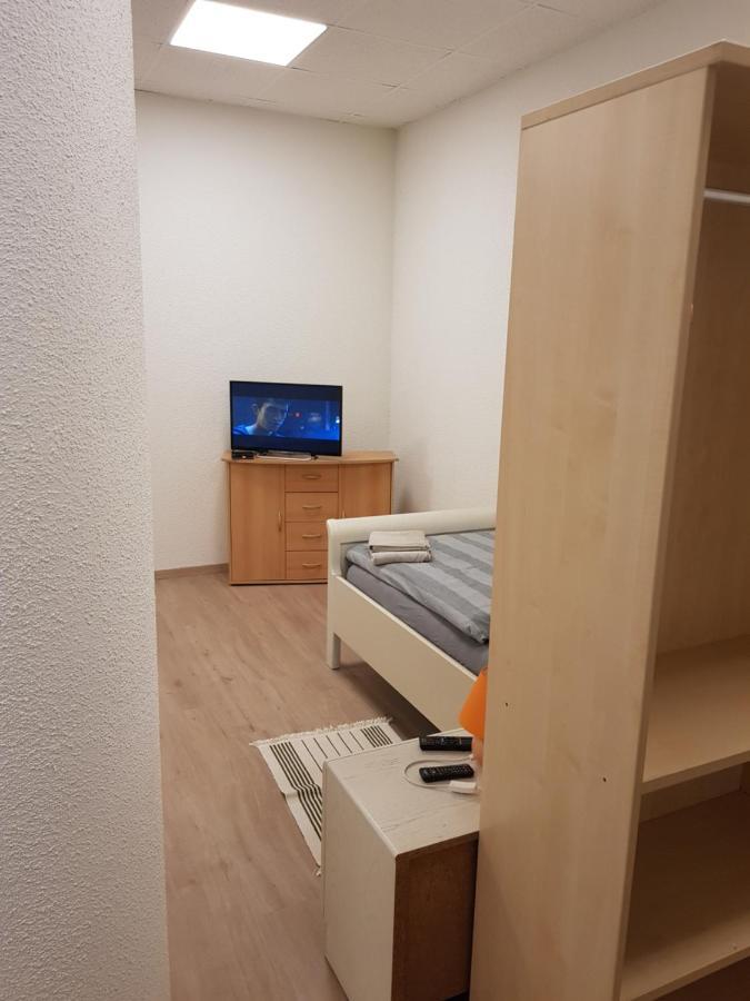 Monteur - Und Ferienwohnung Zeitz Kretzschau Extérieur photo